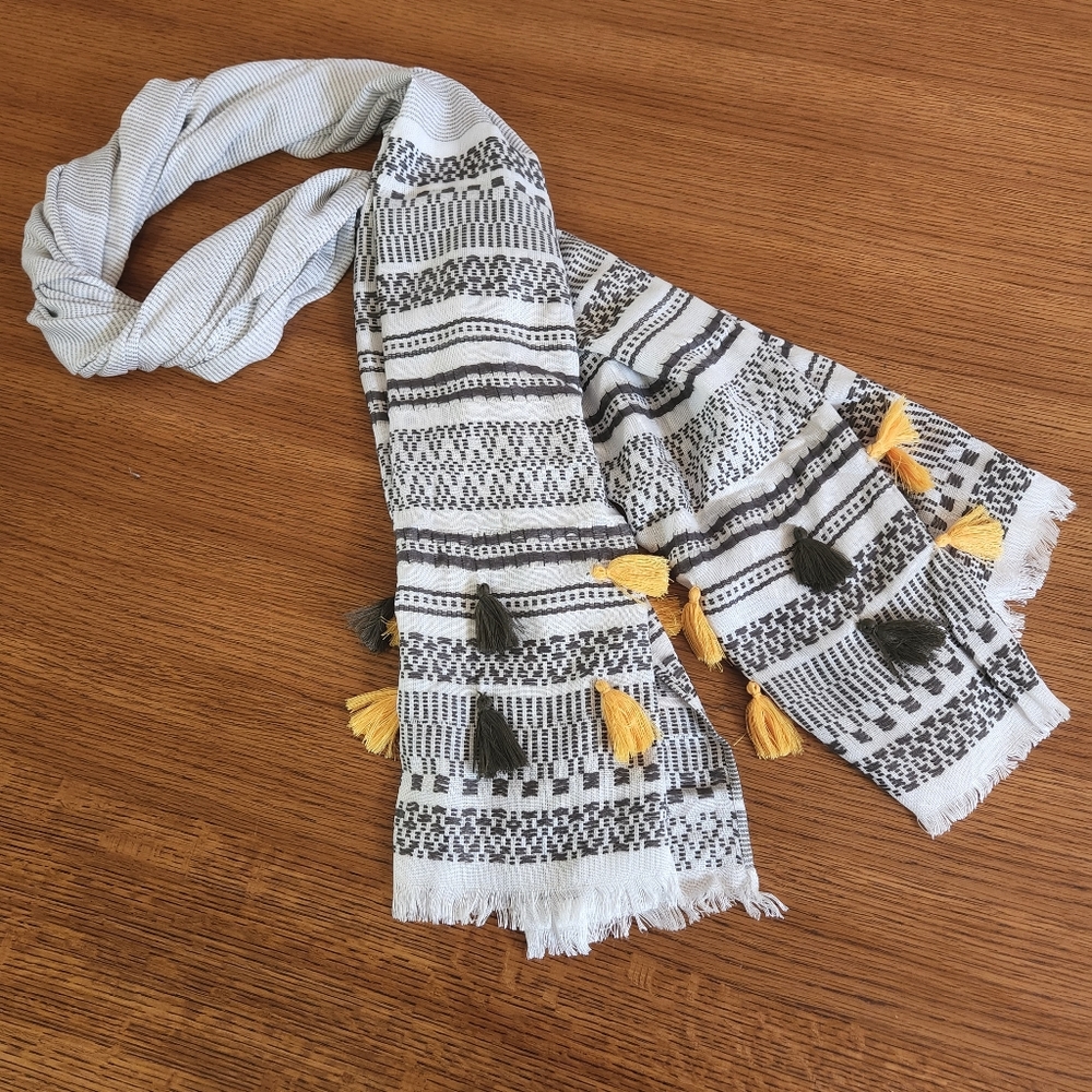 NWT Woven Boho, Rayon Scarf in White and Forest Green w/Green and Yellow Tassels